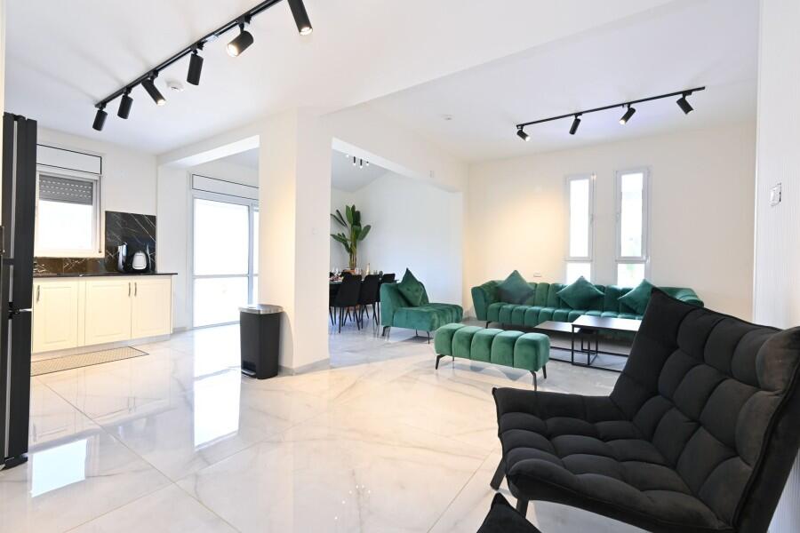 וילה לה רוסה - La Rosa צפון  7  נופש - וי פור ויקיישן - V for Vacation