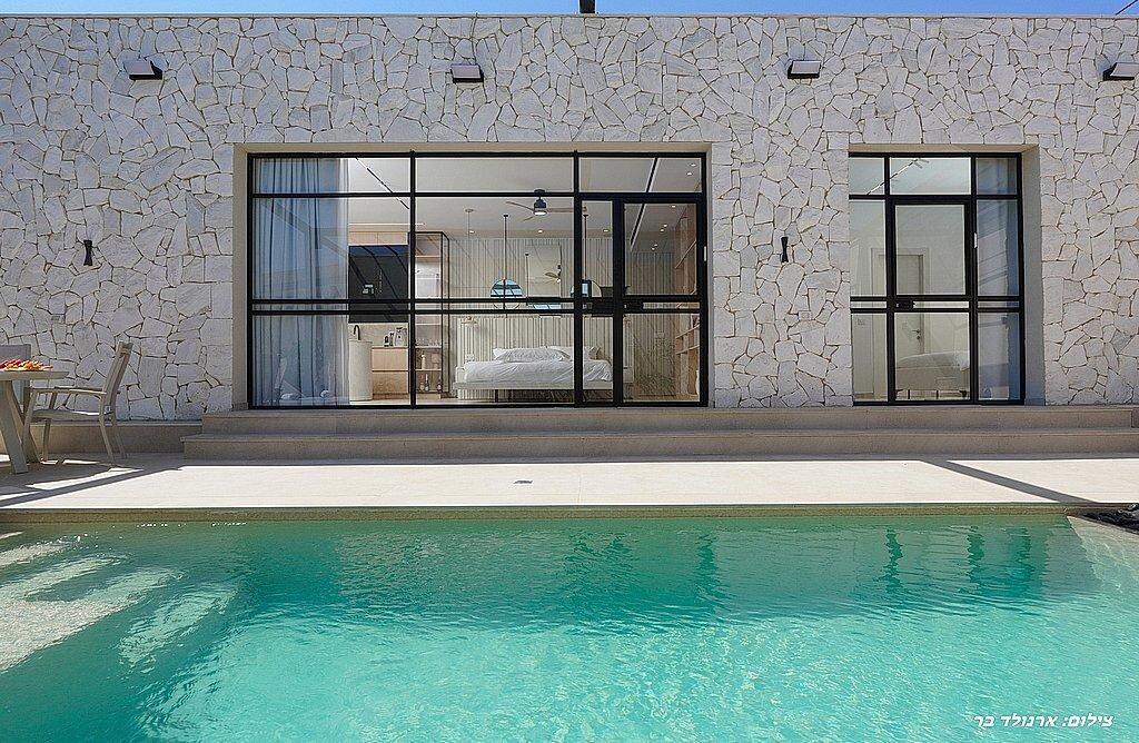 לומה סוויט צפון  28  נופש - וי פור ויקיישן - V for Vacation