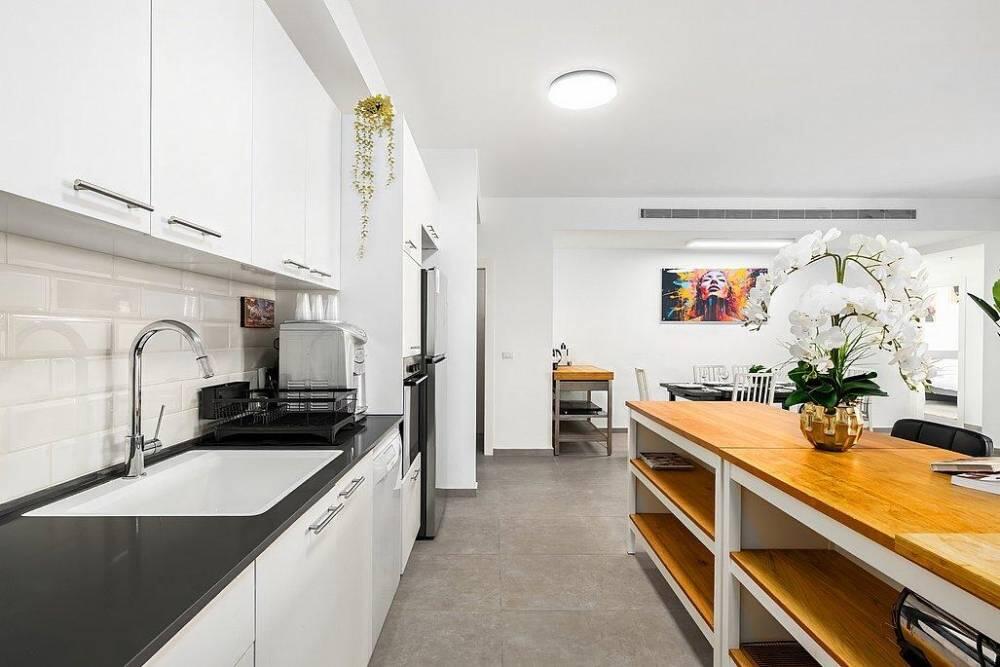 טורו הום מרכז  11  נופש - וי פור ויקיישן - V for Vacation