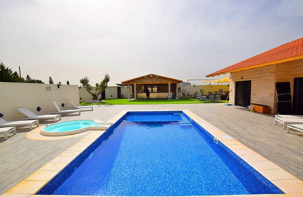 אחוזת רפאלי מרכז  3  נופש - וי פור ויקיישן - V for Vacation