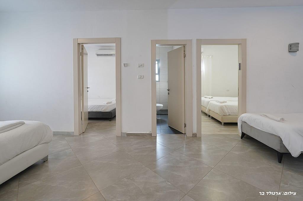 וילה דקל כחול צפון  37  נופש - וי פור ויקיישן - V for Vacation