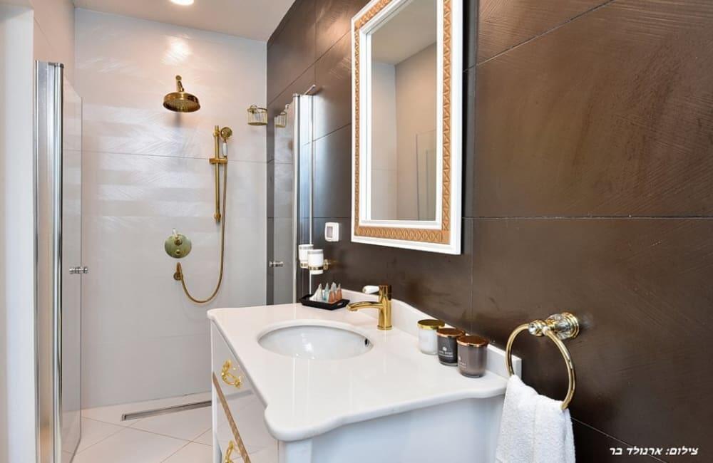 וילה סלו מול הכנרת צפון  21  נופש - וי פור ויקיישן - V for Vacation