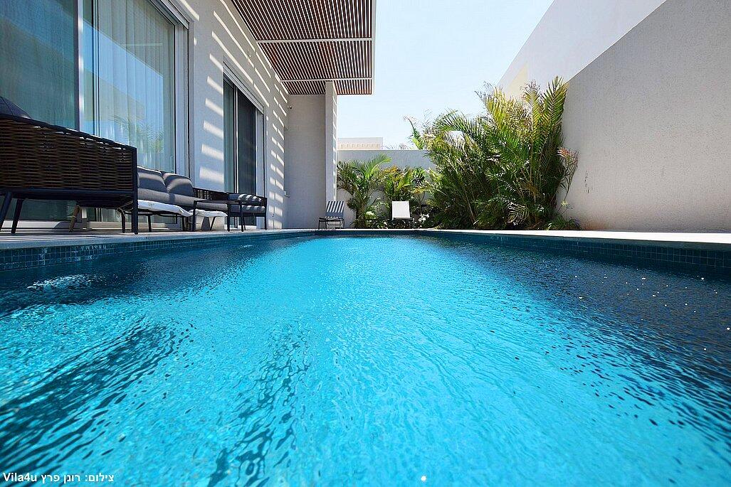 וילה אימפריה קיסריה מרכז  3  נופש - וי פור ויקיישן - V for Vacation