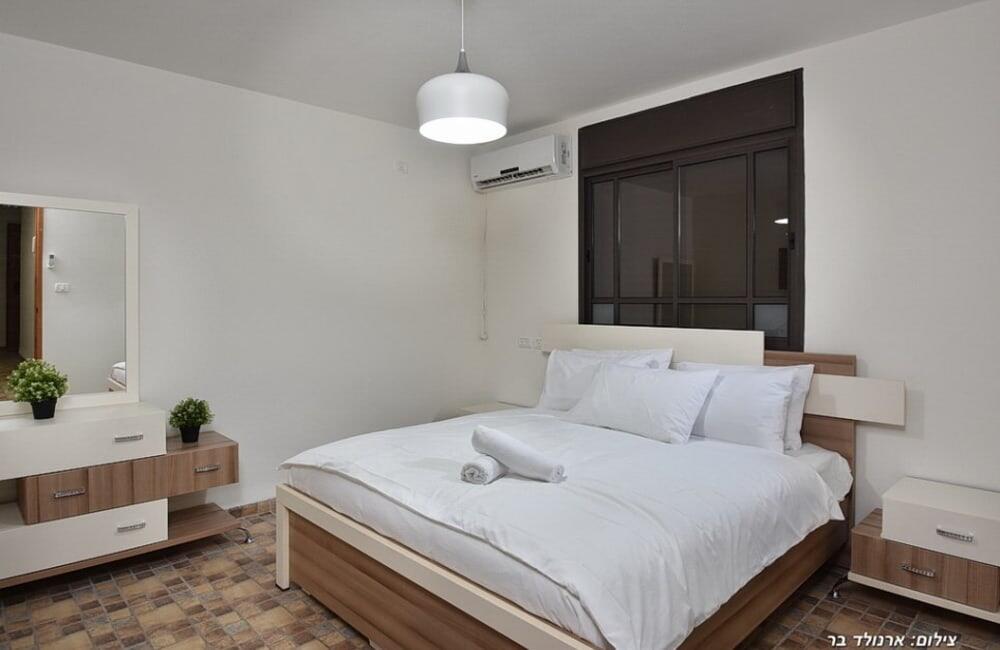 אחוזת אמור צפון  30  נופש - וי פור ויקיישן - V for Vacation