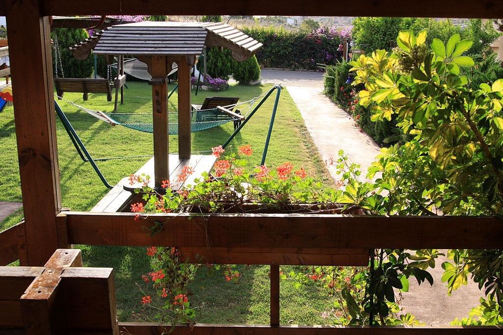 בקתות משי צפון  5  נופש - וי פור ויקיישן - V for Vacation