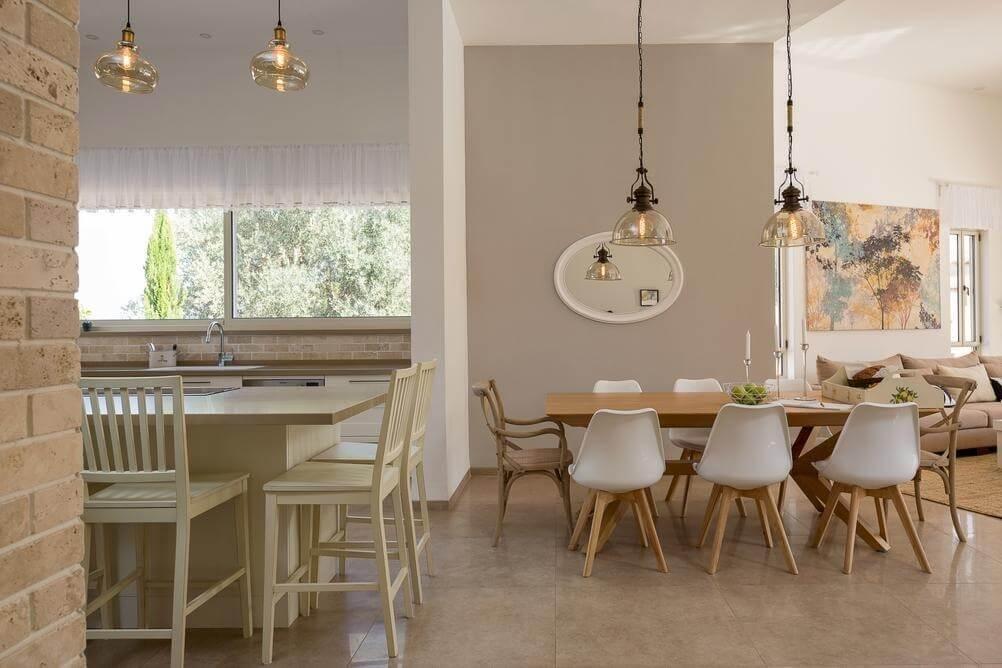 וילה רומיליה האוס צפון  13  נופש - וי פור ויקיישן - V for Vacation