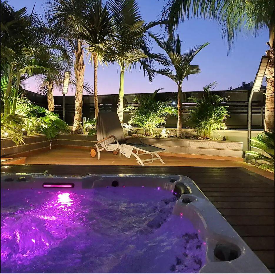 וילה אפ - Vilap צפון  2  נופש - וי פור ויקיישן - V for Vacation