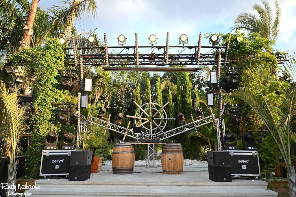 חלום בחווה אורבן – URBAN מרכז  7  נופש - וי פור ויקיישן - V for Vacation