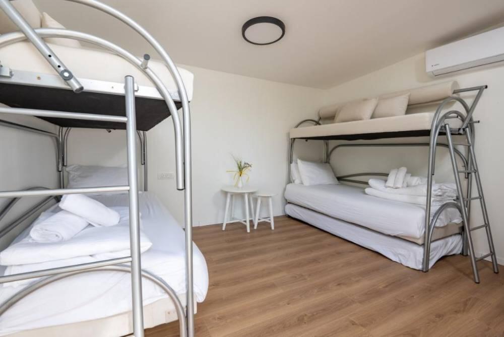 אחוזת תבור צפון  38  נופש - וי פור ויקיישן - V for Vacation