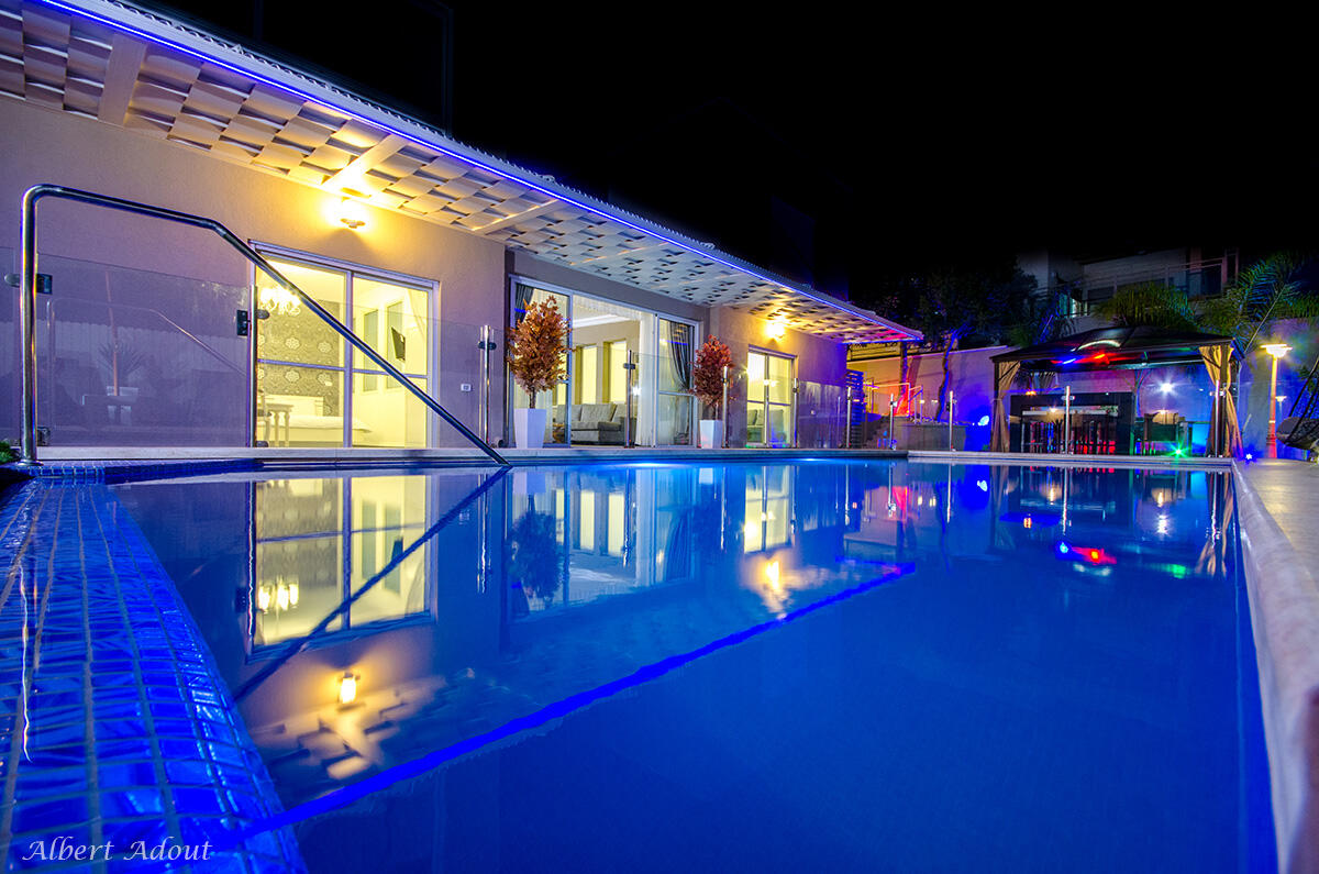 וילה כינור דוד המלך צפון  22  נופש - וי פור ויקיישן - V for Vacation