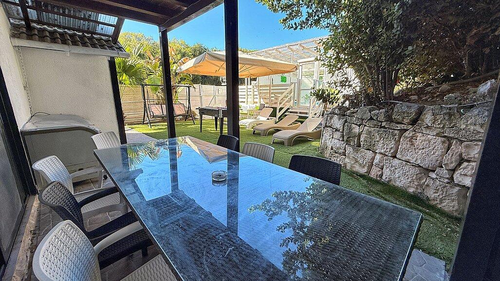 וילה לאונרדו בטבע צפון  5  נופש - וי פור ויקיישן - V for Vacation