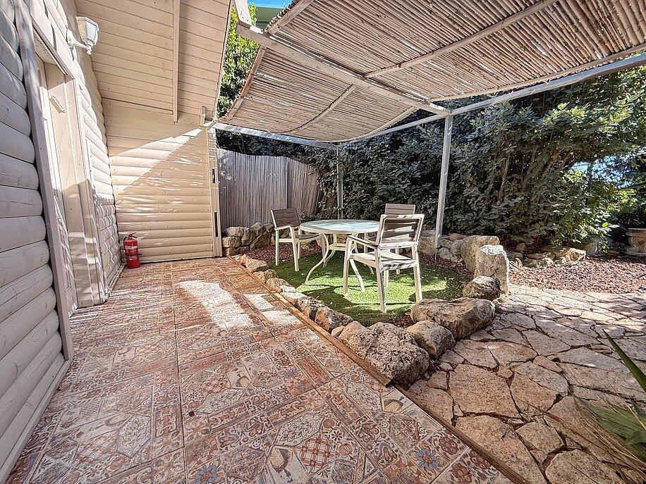 צימרים אחוזת אדר צפון  28  נופש - וי פור ויקיישן - V for Vacation