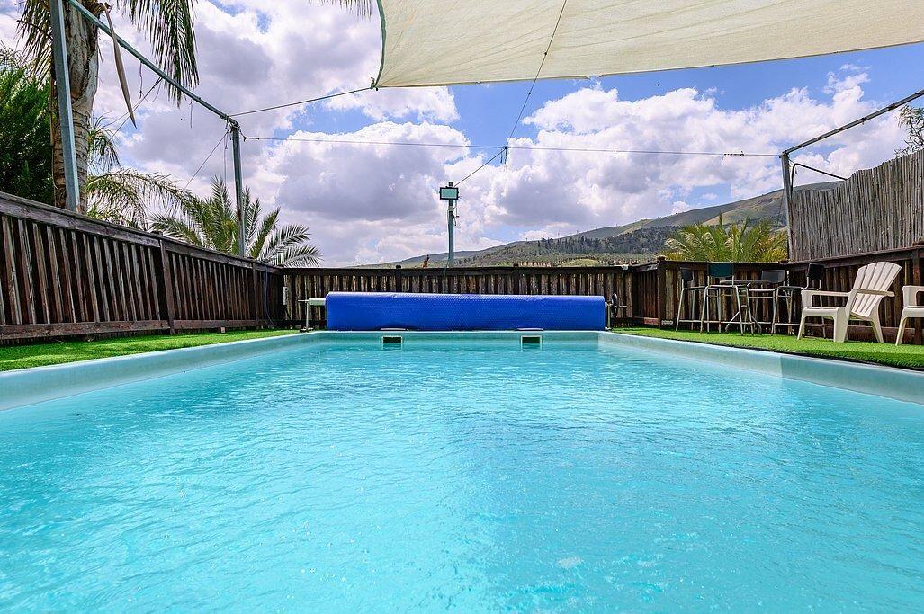 בינות תמרים מרכז  2  נופש - וי פור ויקיישן - V for Vacation