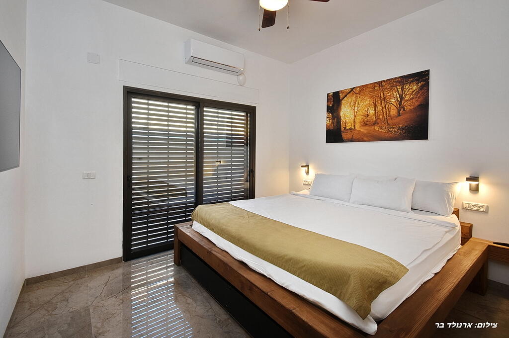 אחוזת ערמונים צפון  10  נופש - וי פור ויקיישן - V for Vacation