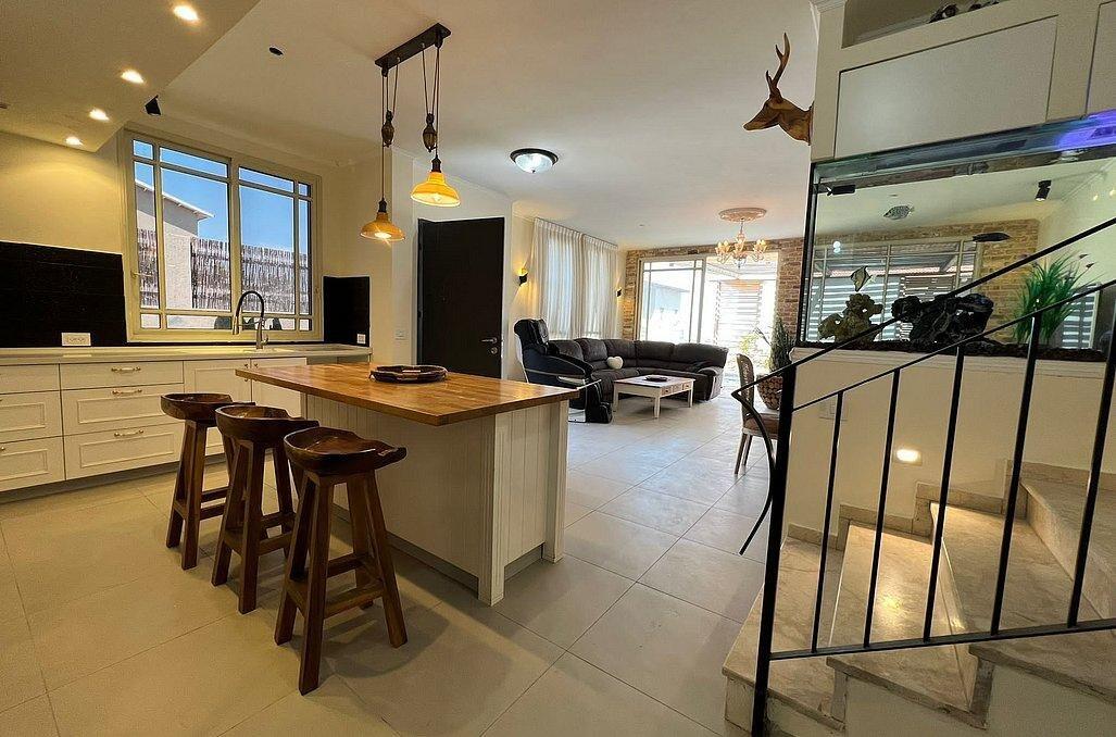 סוויטת גפן בוטיק מרכז  17  נופש - וי פור ויקיישן - V for Vacation