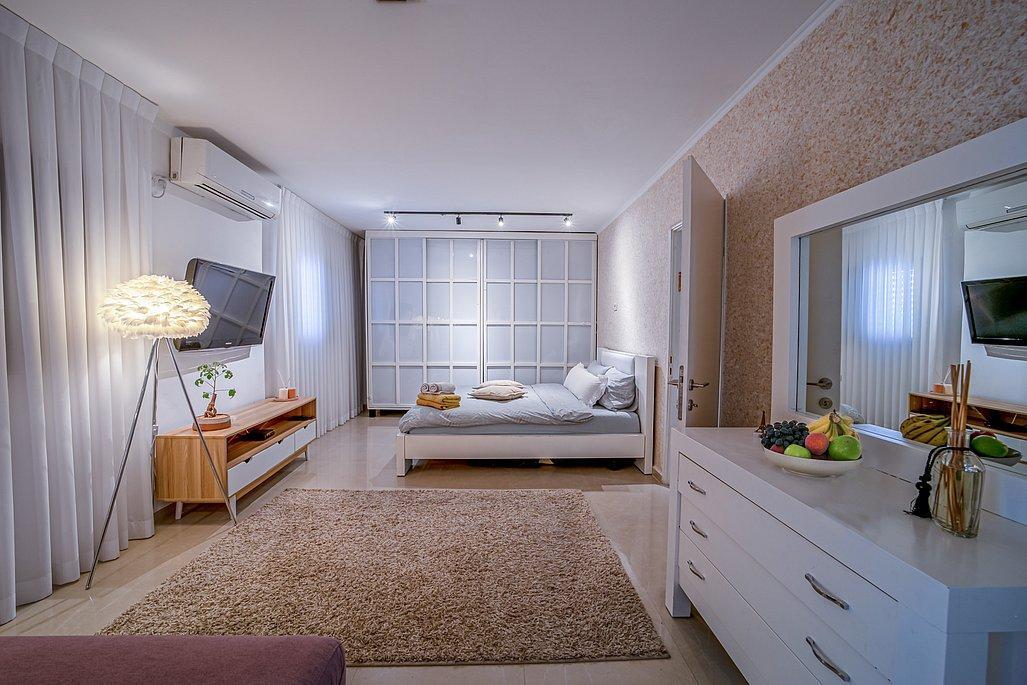 וילה יושי ריזורט דרום  15  נופש - וי פור ויקיישן - V for Vacation