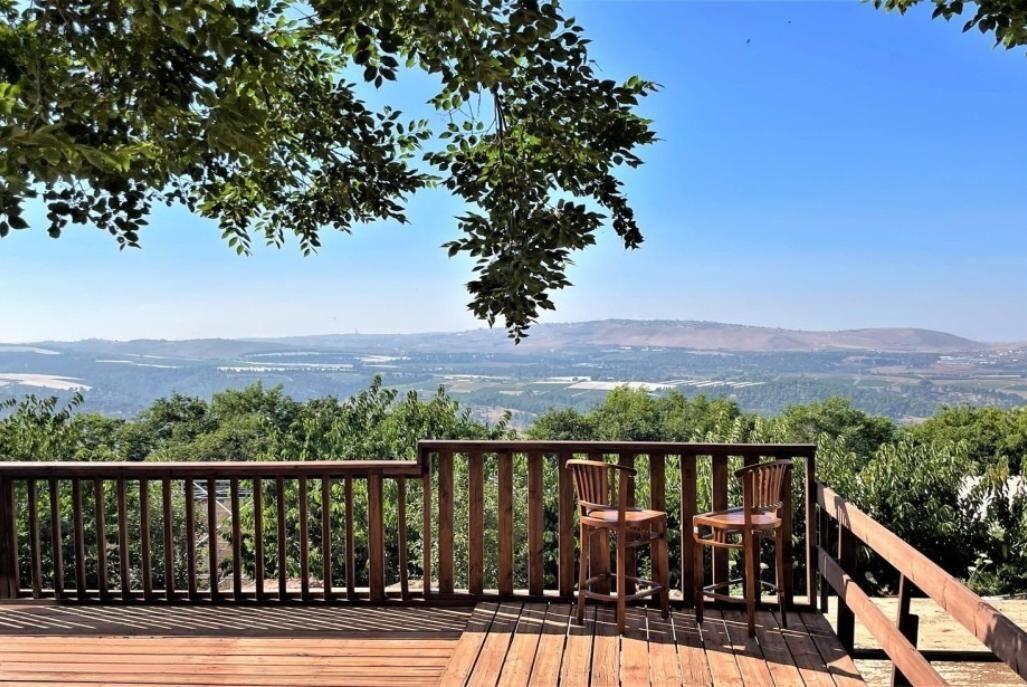 רפאל בכרם צפון  4  נופש - וי פור ויקיישן - V for Vacation