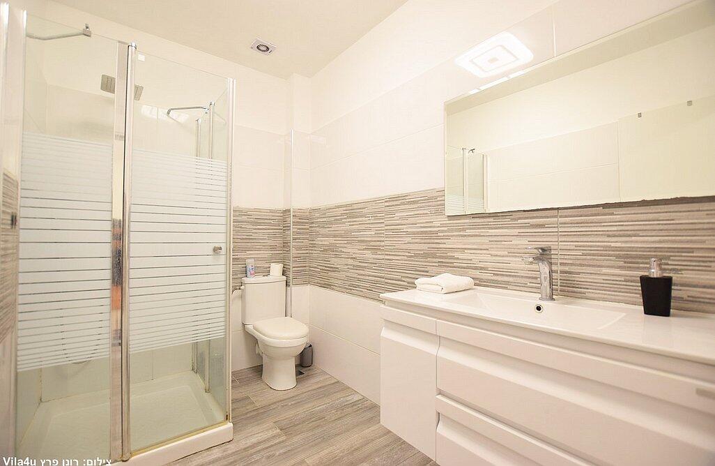 וילה בין הר לים צפון  20  נופש - וי פור ויקיישן - V for Vacation