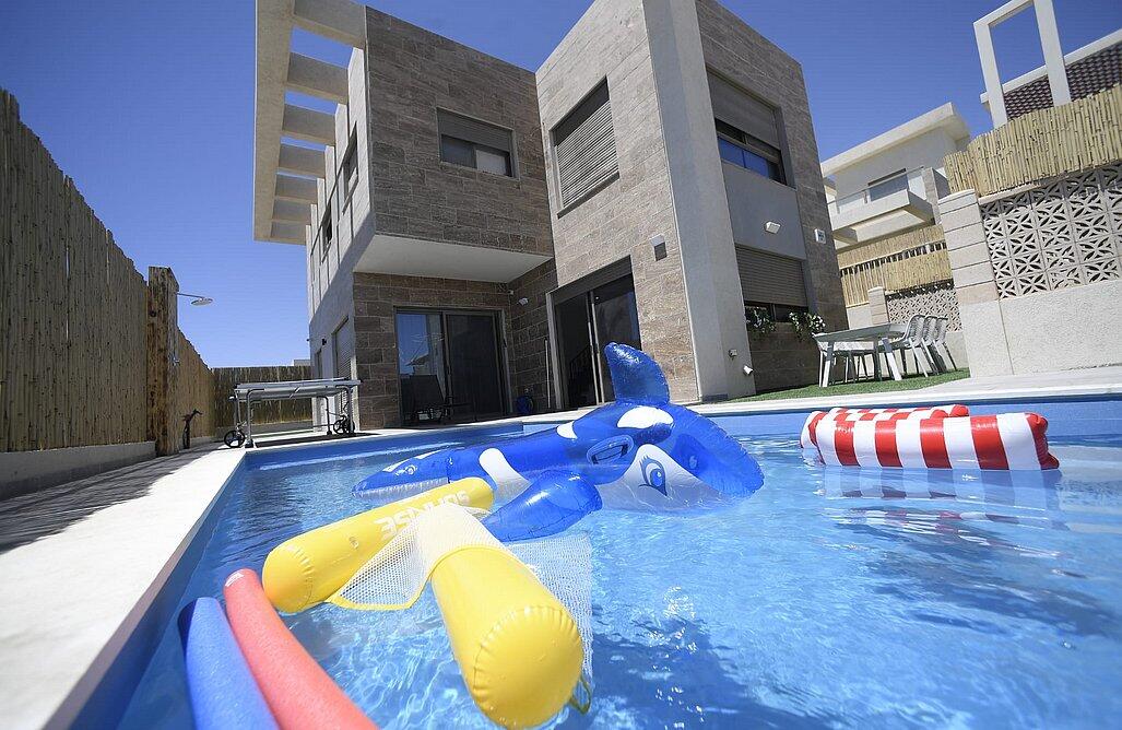 וילה שירת הים דרום  24  נופש - וי פור ויקיישן - V for Vacation