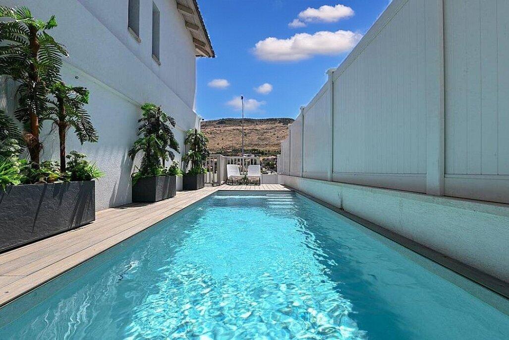 וילה לארבל - Villa LaArbel צפון  1  נופש - וי פור ויקיישן - V for Vacation