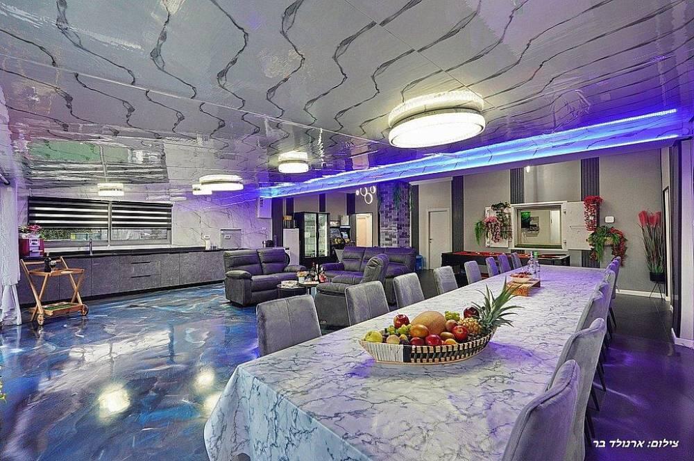 אחוזת אורפז צפון  37  נופש - וי פור ויקיישן - V for Vacation