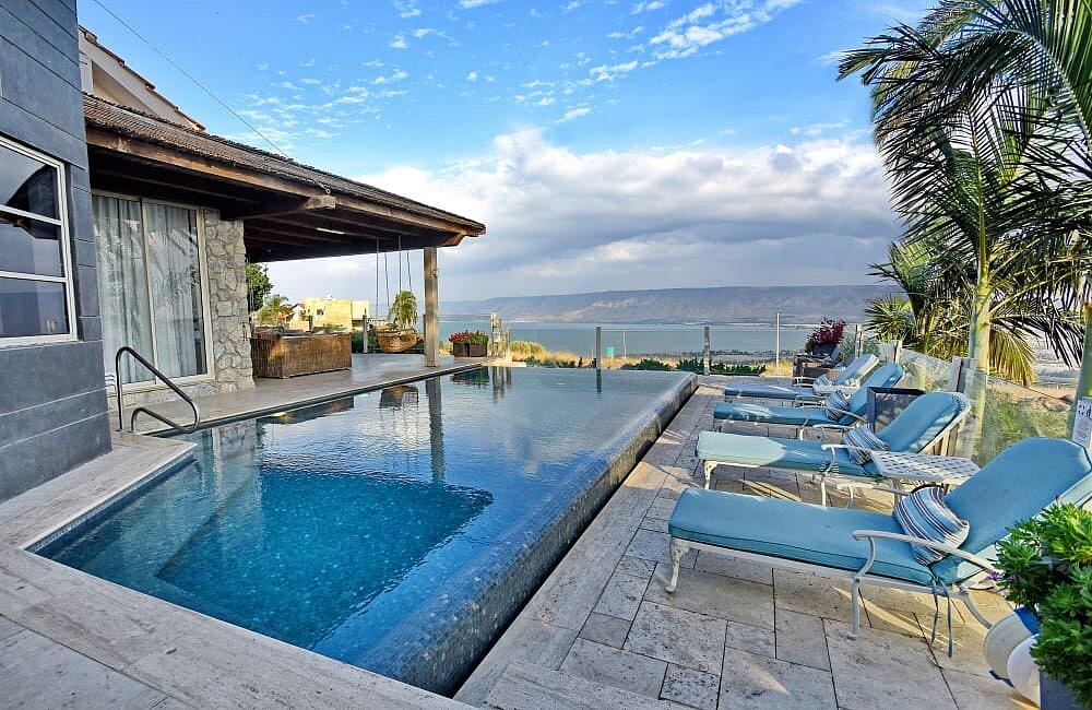 וילה מצפה הוד צפון  36  נופש - וי פור ויקיישן - V for Vacation