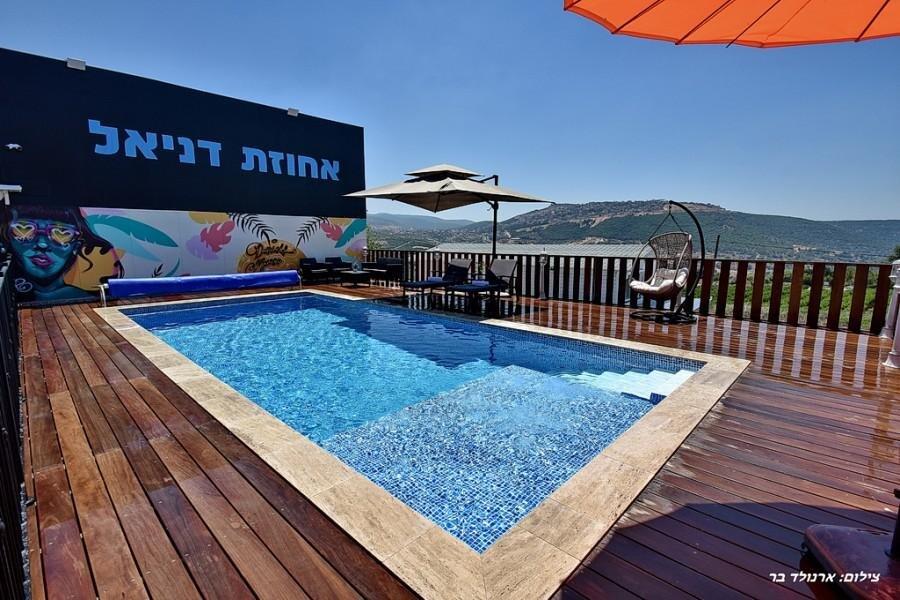 אחוזת דניאל באלקוש צפון  2  נופש - וי פור ויקיישן - V for Vacation