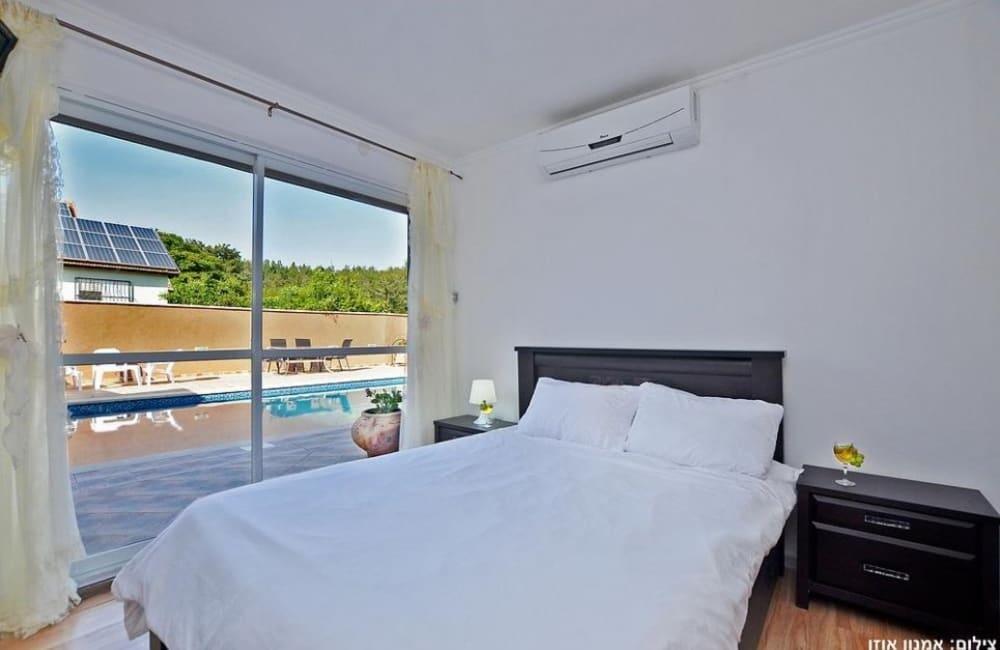 הולידיי פול צפון  9  נופש - וי פור ויקיישן - V for Vacation