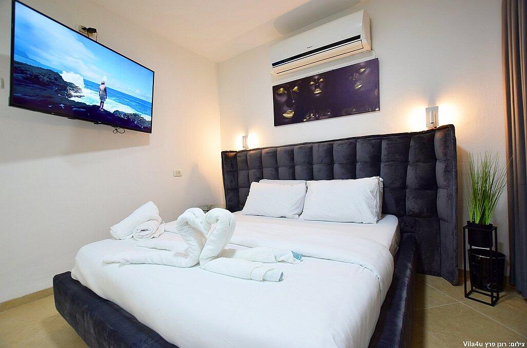 ליאור בכנרת צפון  15  נופש - וי פור ויקיישן - V for Vacation