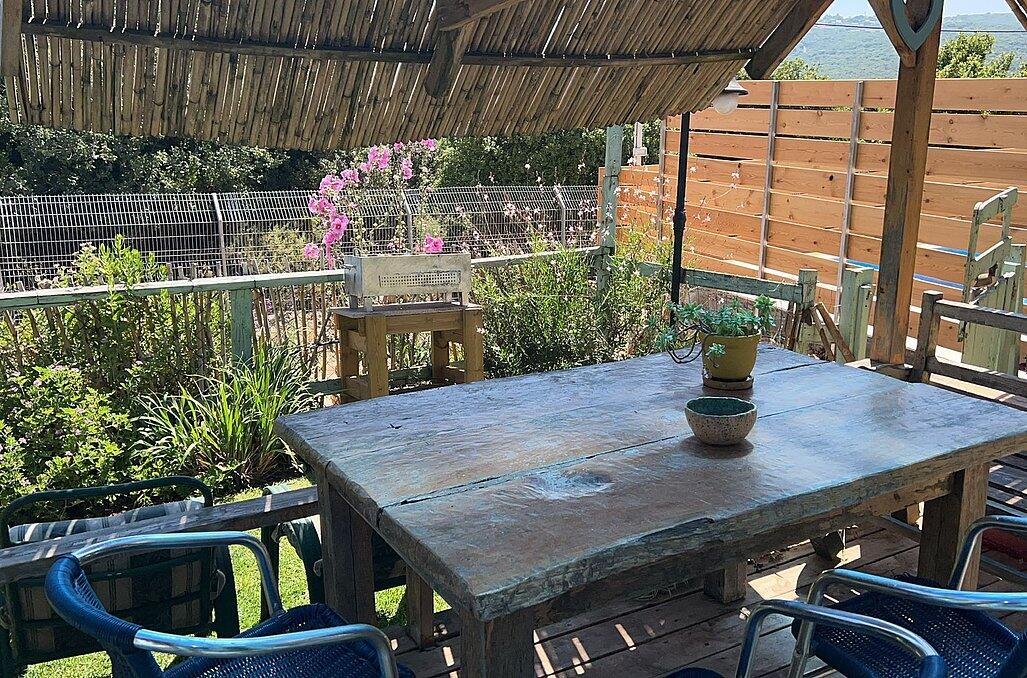 שיר החורש צפון  5  נופש - וי פור ויקיישן - V for Vacation