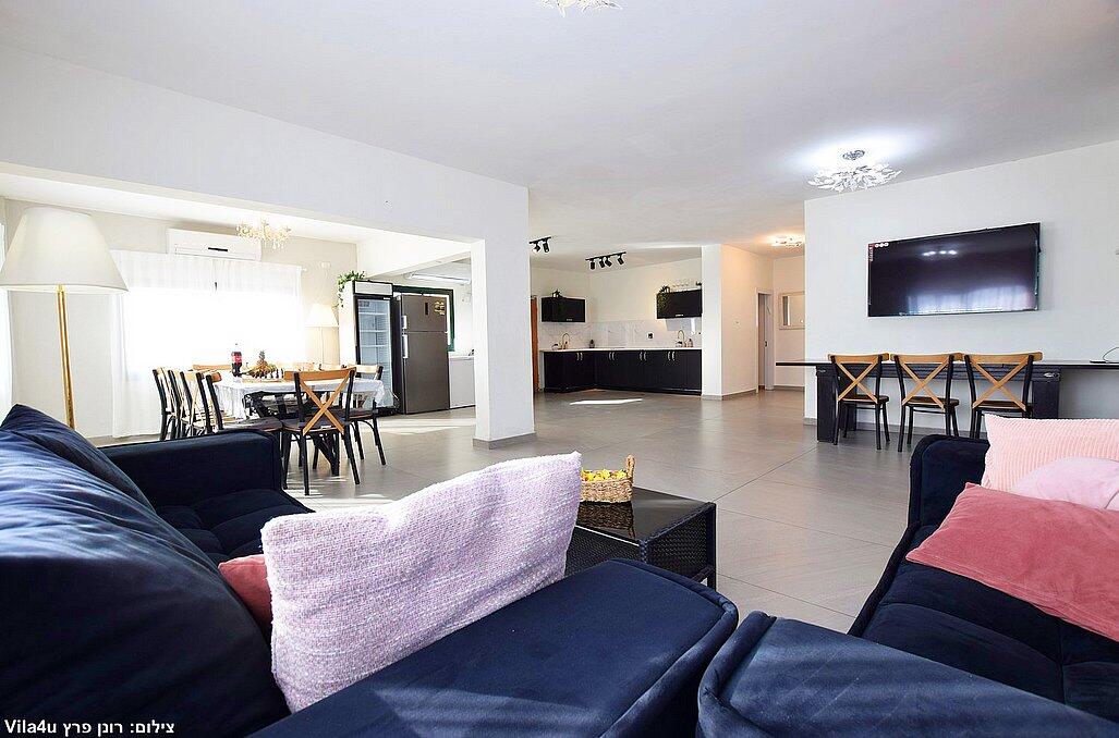 אחוזת הכתר נוף כנרת צפון  7  נופש - וי פור ויקיישן - V for Vacation