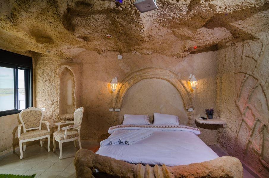 מערות נוף הצוק צפון  14  נופש - וי פור ויקיישן - V for Vacation