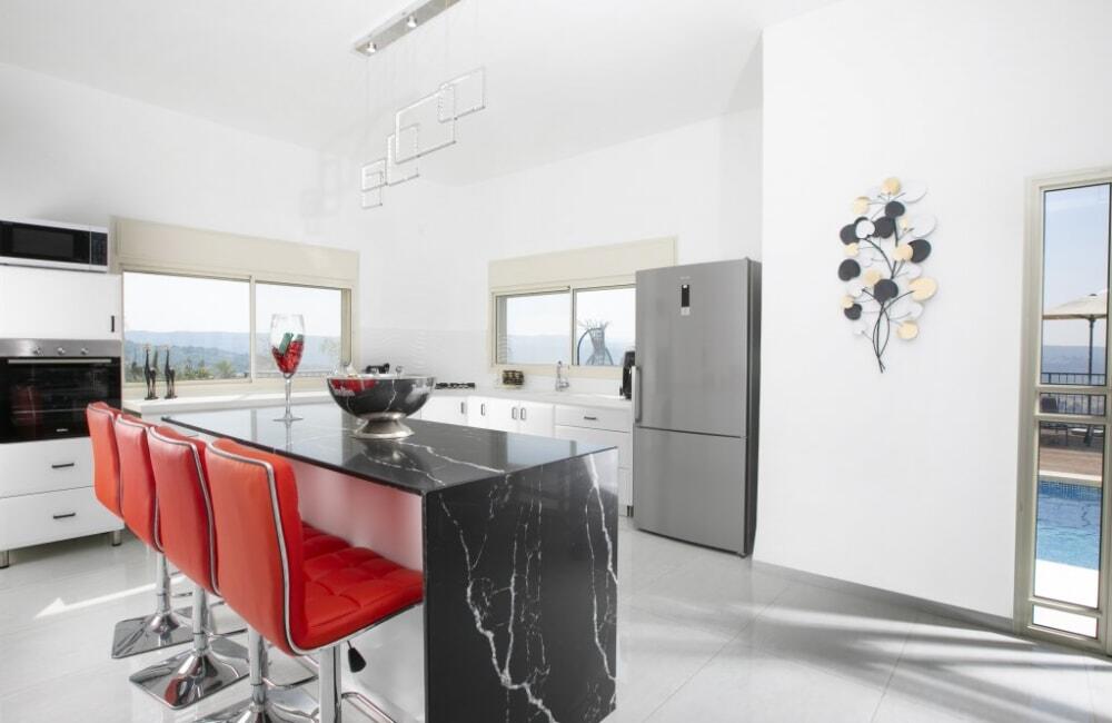 אחוזת סאנשיין צפון  11  נופש - וי פור ויקיישן - V for Vacation