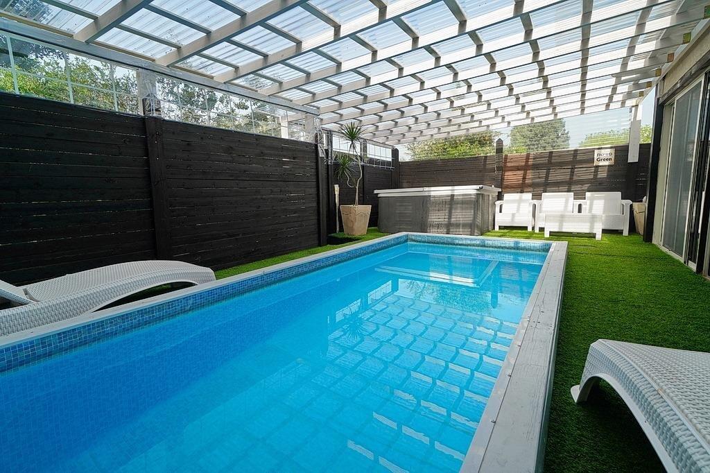 פול וויו צפון  19  נופש - וי פור ויקיישן - V for Vacation