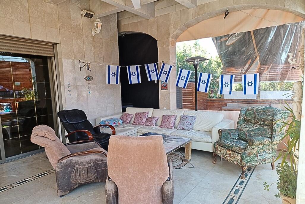 וואיט הול וילה -  Villa White hall מרכז  27  נופש - וי פור ויקיישן - V for Vacation