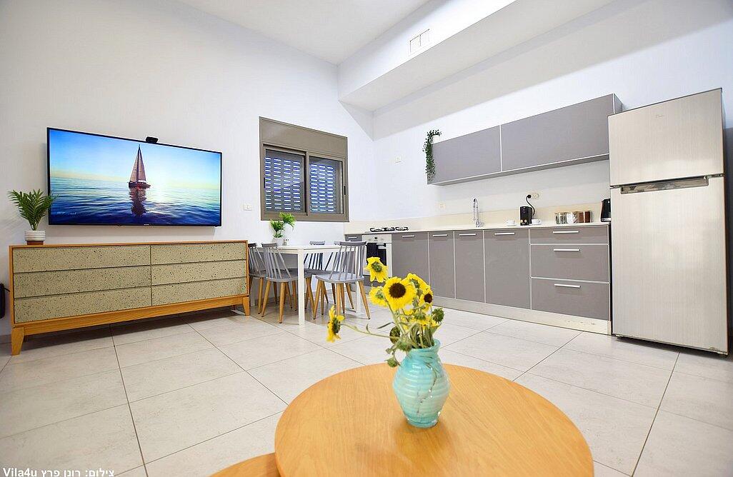 סוויטת חלון לארבל צפון  14  נופש - וי פור ויקיישן - V for Vacation