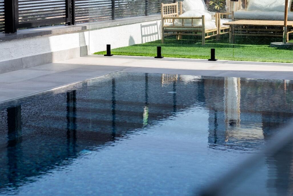 כינר סוויטות יוקרה צפון  13  נופש - וי פור ויקיישן - V for Vacation