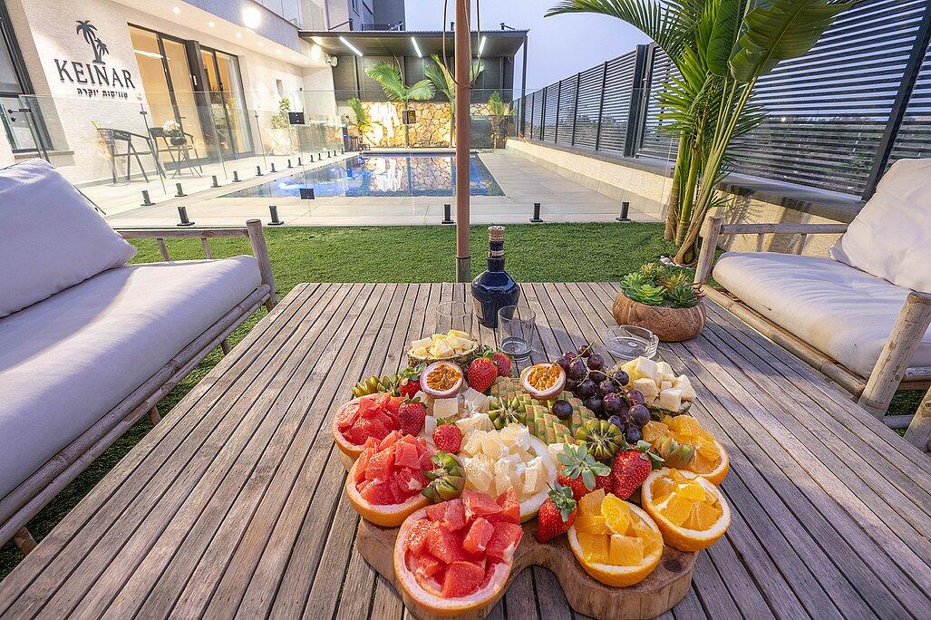 כינר סוויטות יוקרה צפון  26  נופש - וי פור ויקיישן - V for Vacation