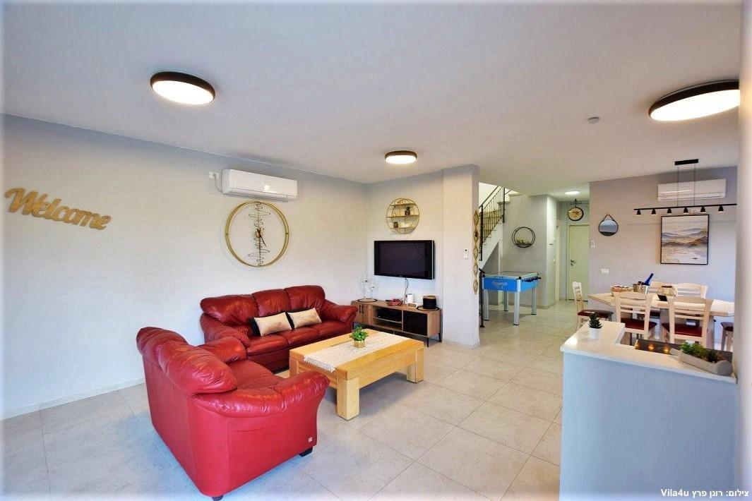 אחוזת אגם כנרת צפון  19  נופש - וי פור ויקיישן - V for Vacation