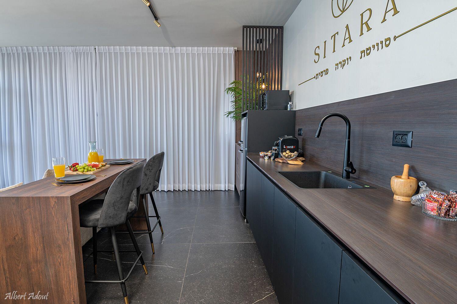 Sitara - סיטארה סוויטת יוקרה פרטית צפון  8  נופש - וי פור ויקיישן - V for Vacation