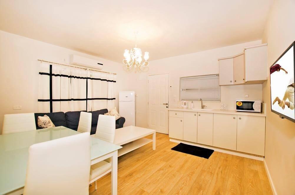 אחוזת ליר מרכז  12  נופש - וי פור ויקיישן - V for Vacation