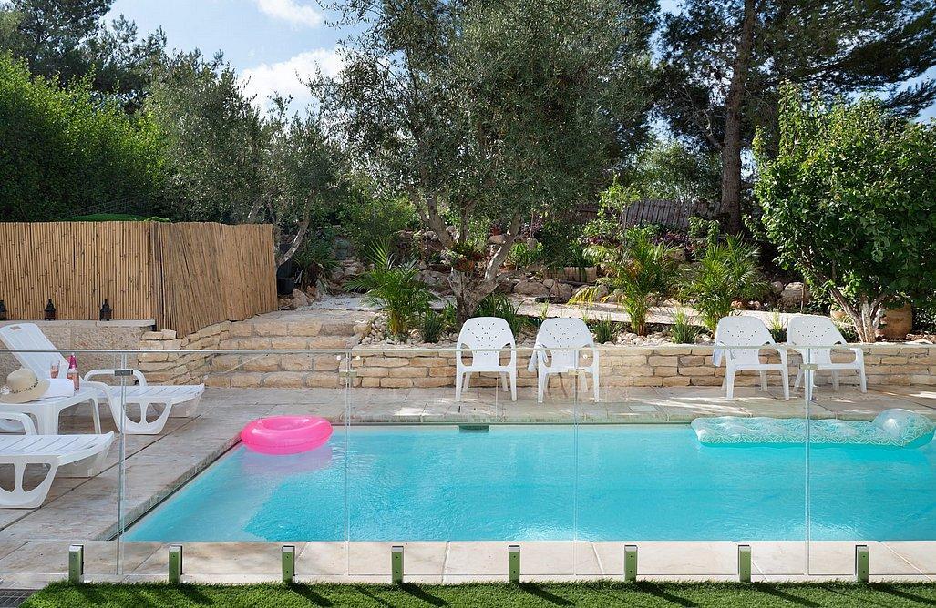 וילה בהר מרכז  19  נופש - וי פור ויקיישן - V for Vacation