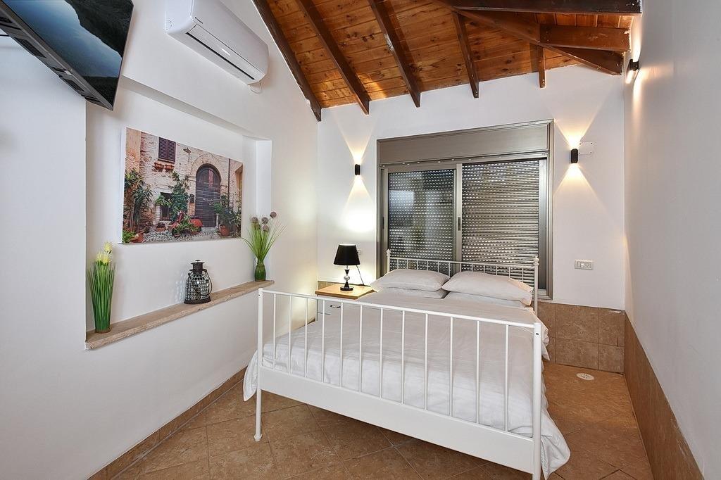 אחוזת סיזר גארדן צפון  15  נופש - וי פור ויקיישן - V for Vacation