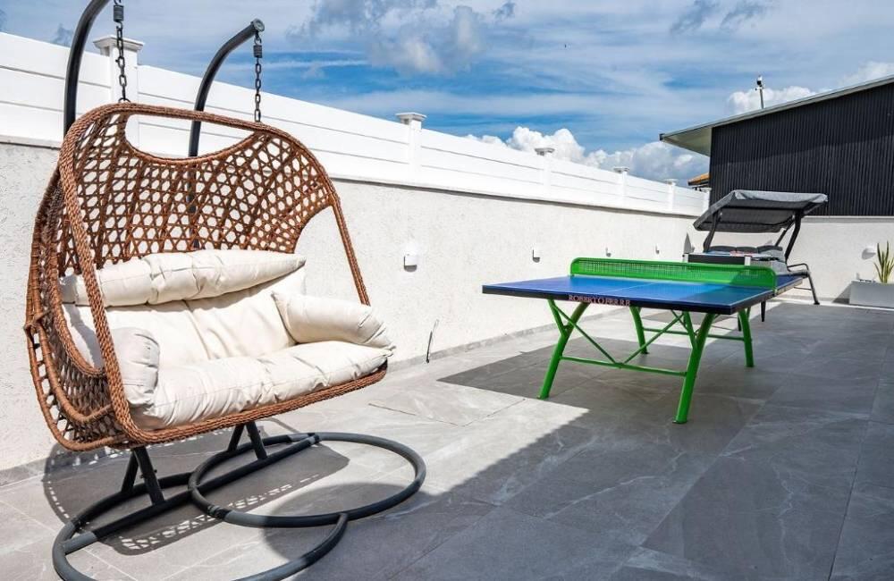 וילה פלואלס בוטיק צפון  26  נופש - וי פור ויקיישן - V for Vacation