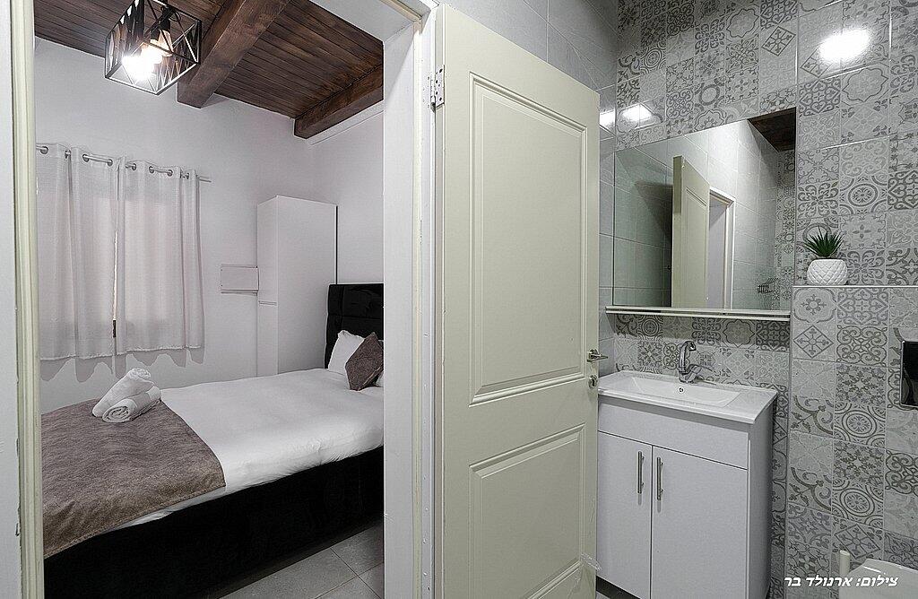 וילה ונילה צפון  20  נופש - וי פור ויקיישן - V for Vacation