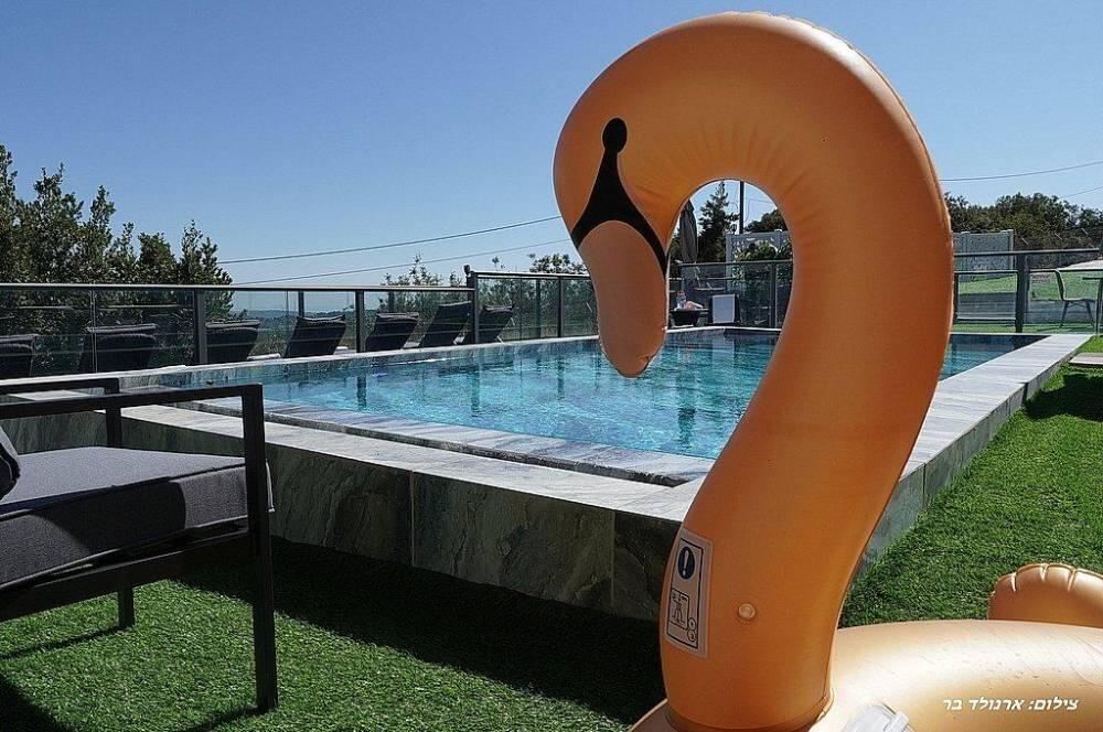 אחוזת אורפז צפון  58  נופש - וי פור ויקיישן - V for Vacation