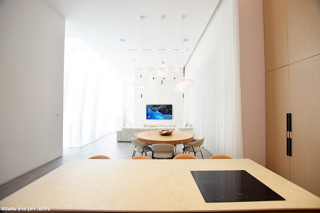 וילה אימפריה קיסריה מרכז  10  נופש - וי פור ויקיישן - V for Vacation