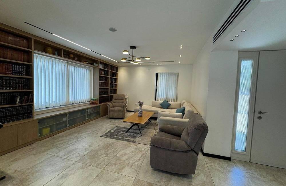 וילה רויאל ירושלים מרכז  40  נופש - וי פור ויקיישן - V for Vacation