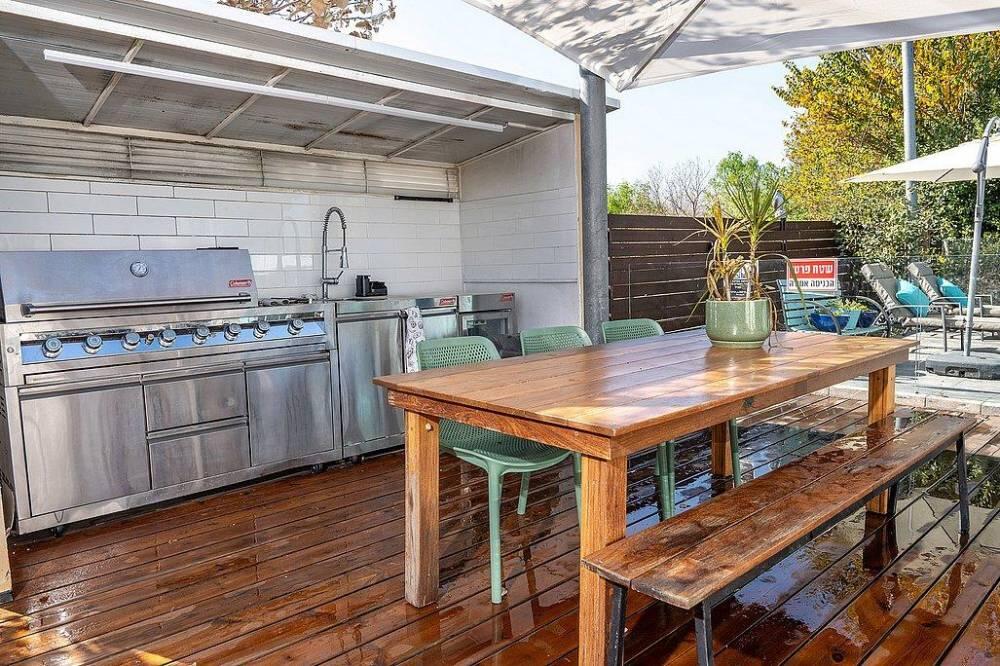 וילה שירת הנחל צפון  26  נופש - וי פור ויקיישן - V for Vacation