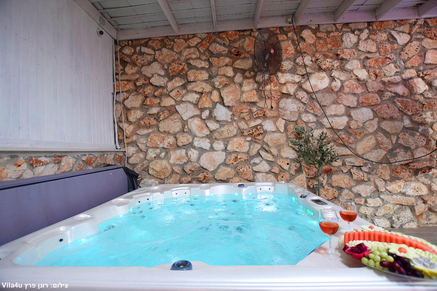 אחוזת לב הארי צפון  38  נופש - וי פור ויקיישן - V for Vacation